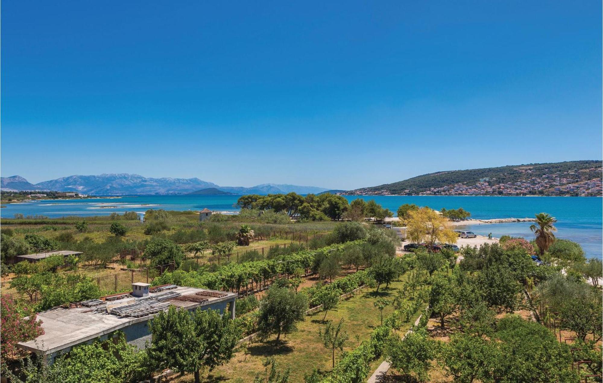 3 Bedroom Gorgeous Apartment In Trogir Luaran gambar