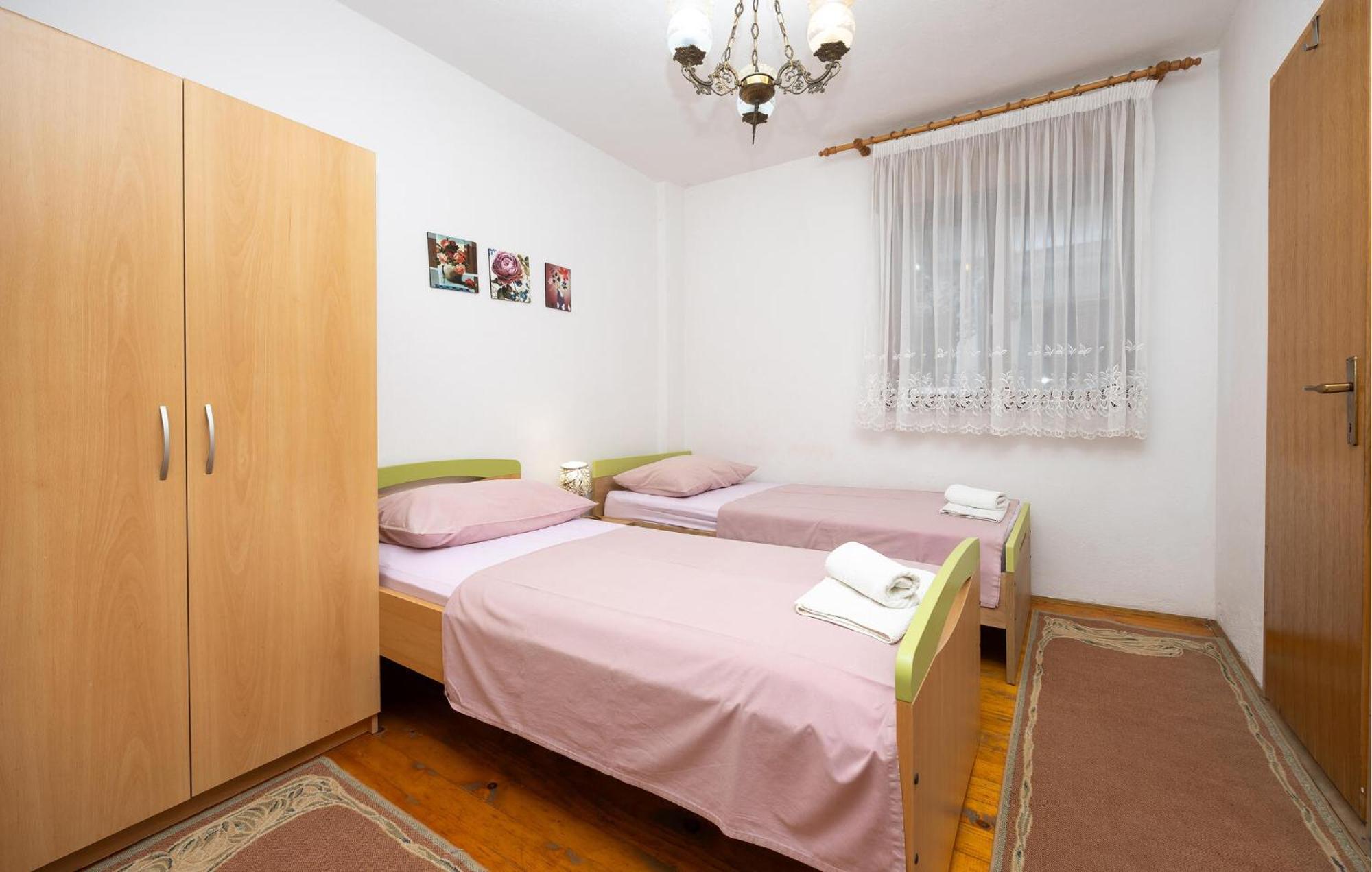3 Bedroom Gorgeous Apartment In Trogir Luaran gambar