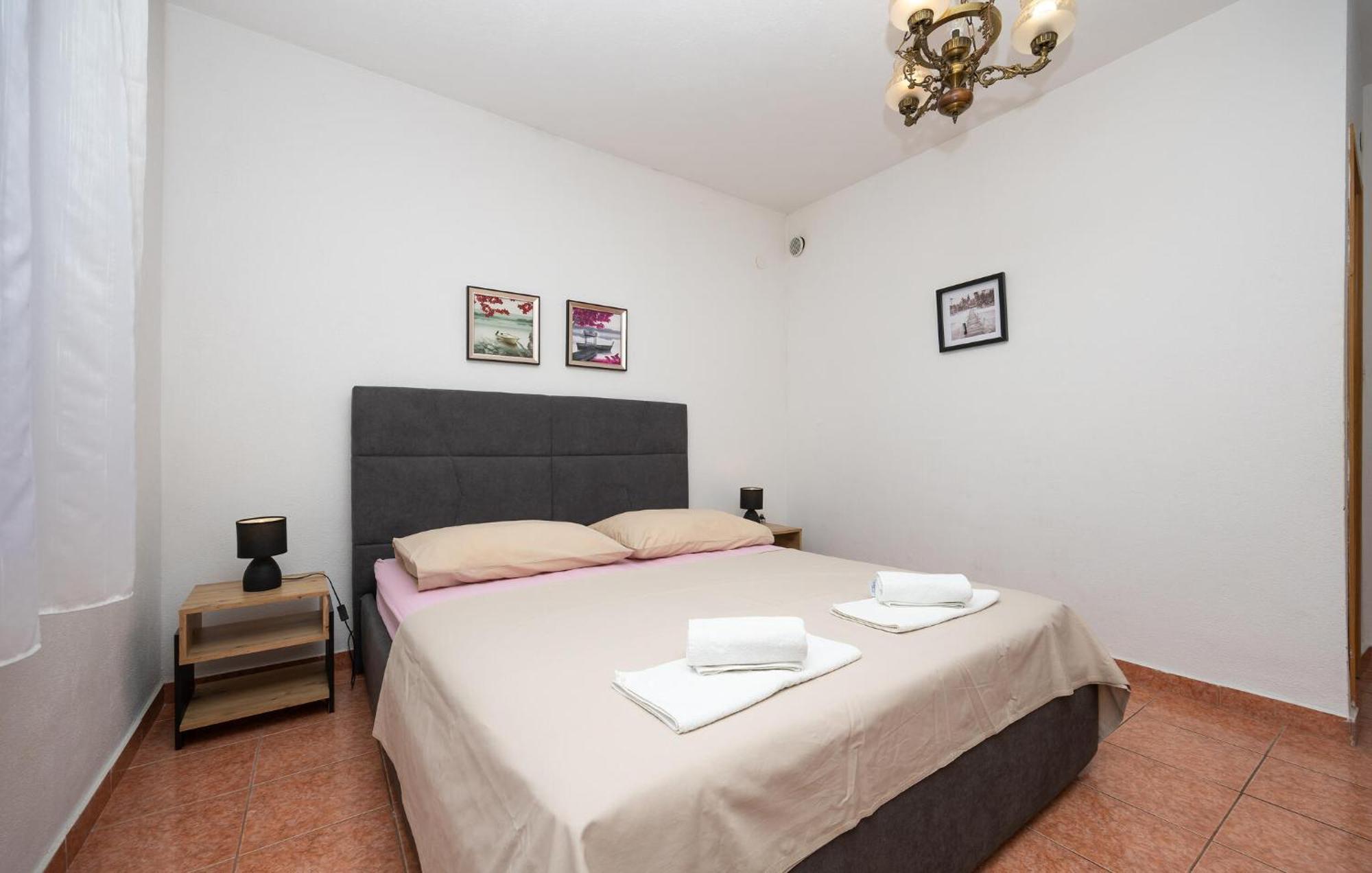 3 Bedroom Gorgeous Apartment In Trogir Luaran gambar
