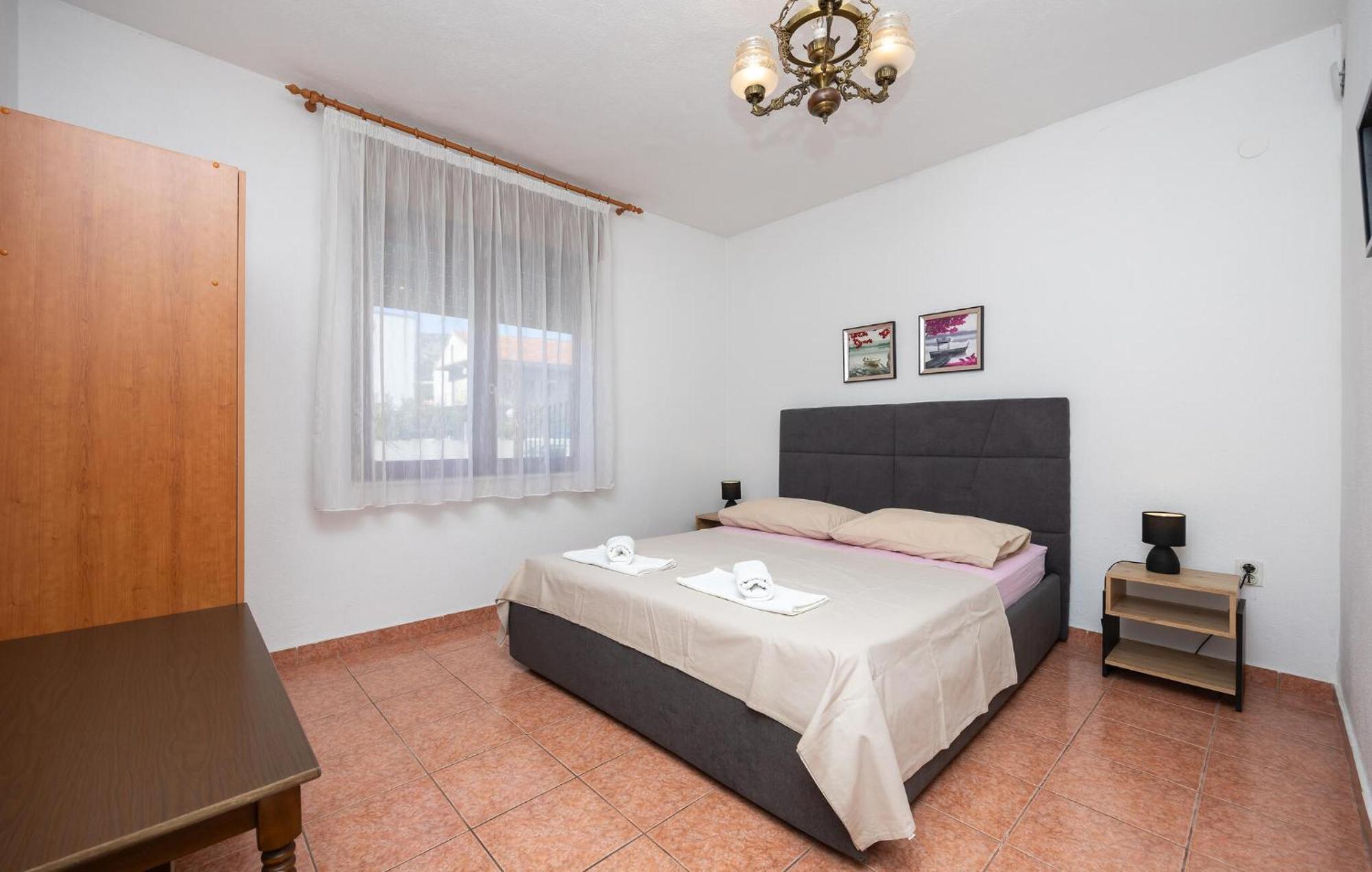3 Bedroom Gorgeous Apartment In Trogir Luaran gambar